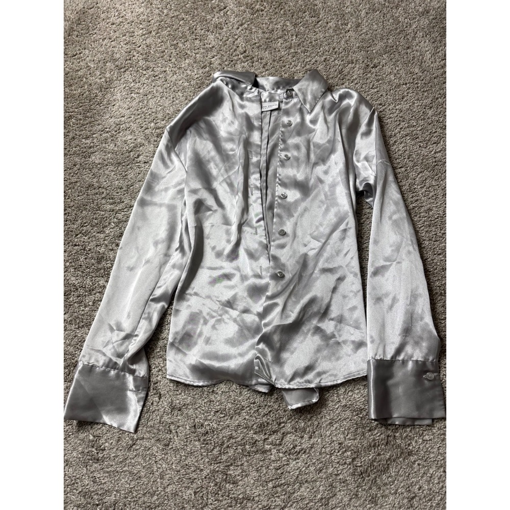 Jaclyn Smith Classic Silver Satin Button Down Shirt Long Sleeve Medium